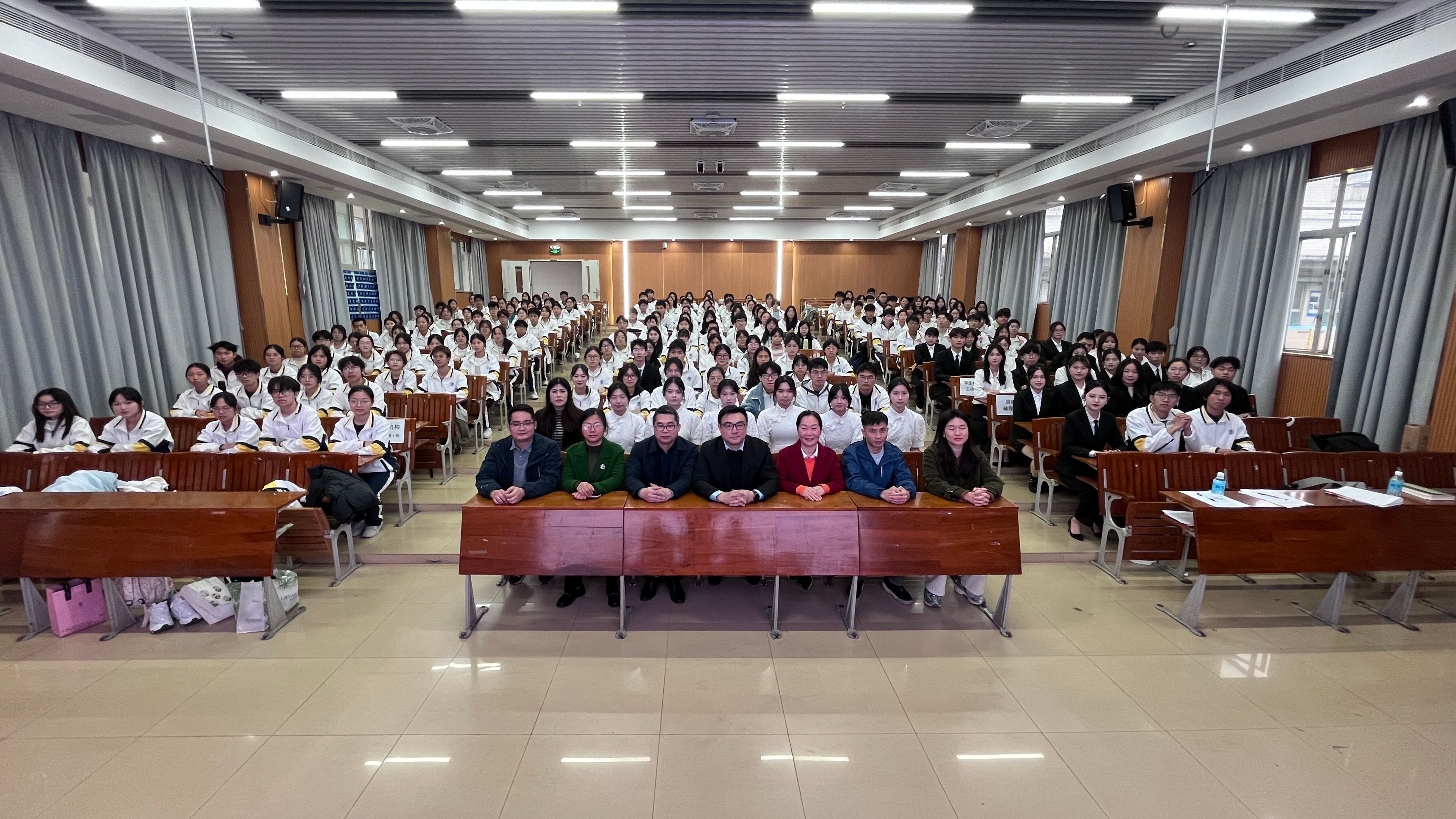 william威廉中文官网